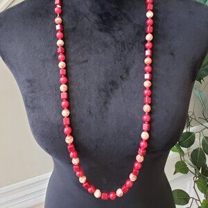 VTG Womens Fashion Coral, Dyed Jade and Carnelian Necklace Jewelry with Barrel